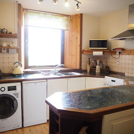 Апартаменты Corbie Self Catering Shetland Леруик Экстерьер фото